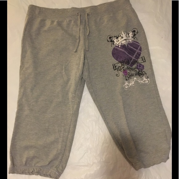 No Boundaries Pants - No Boundaries Athletic Capris/XL 15-17 No Boundaries Pants - No Boundaries Athletic Capris/XL 15-17